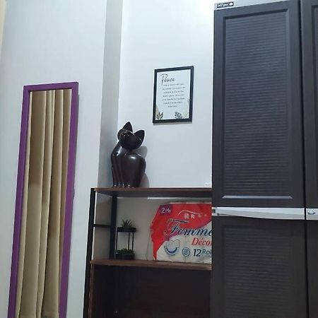Cherolds Place Lovely 1 Bedroom Condo With Balcony マニラ市 エクステリア 写真