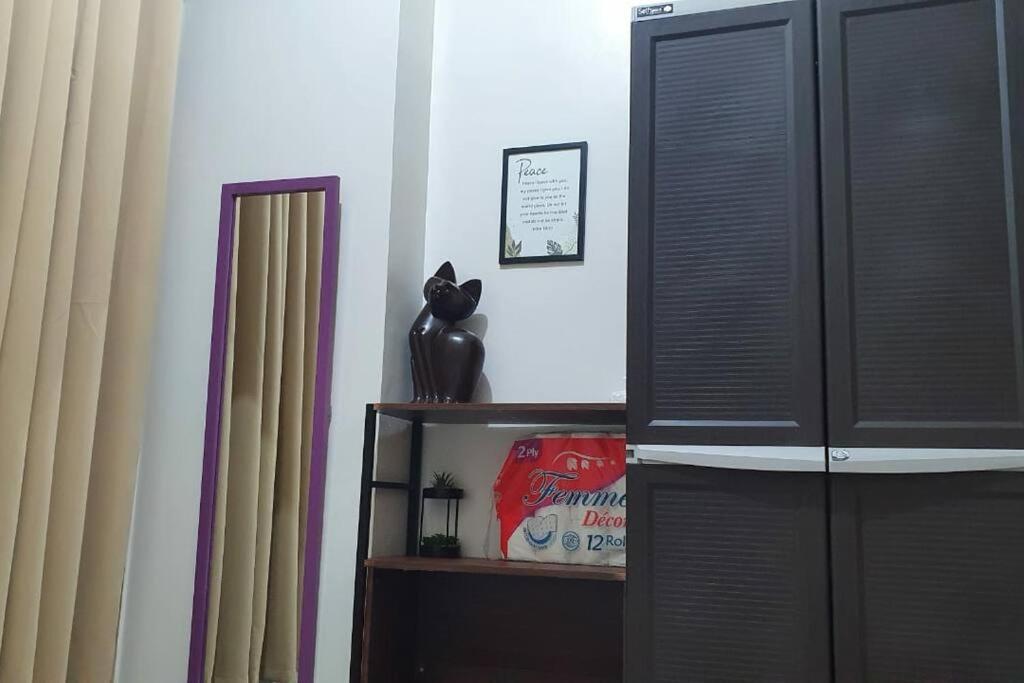 Cherolds Place Lovely 1 Bedroom Condo With Balcony マニラ市 エクステリア 写真