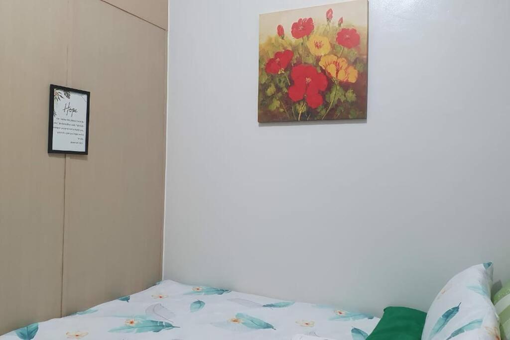 Cherolds Place Lovely 1 Bedroom Condo With Balcony マニラ市 エクステリア 写真